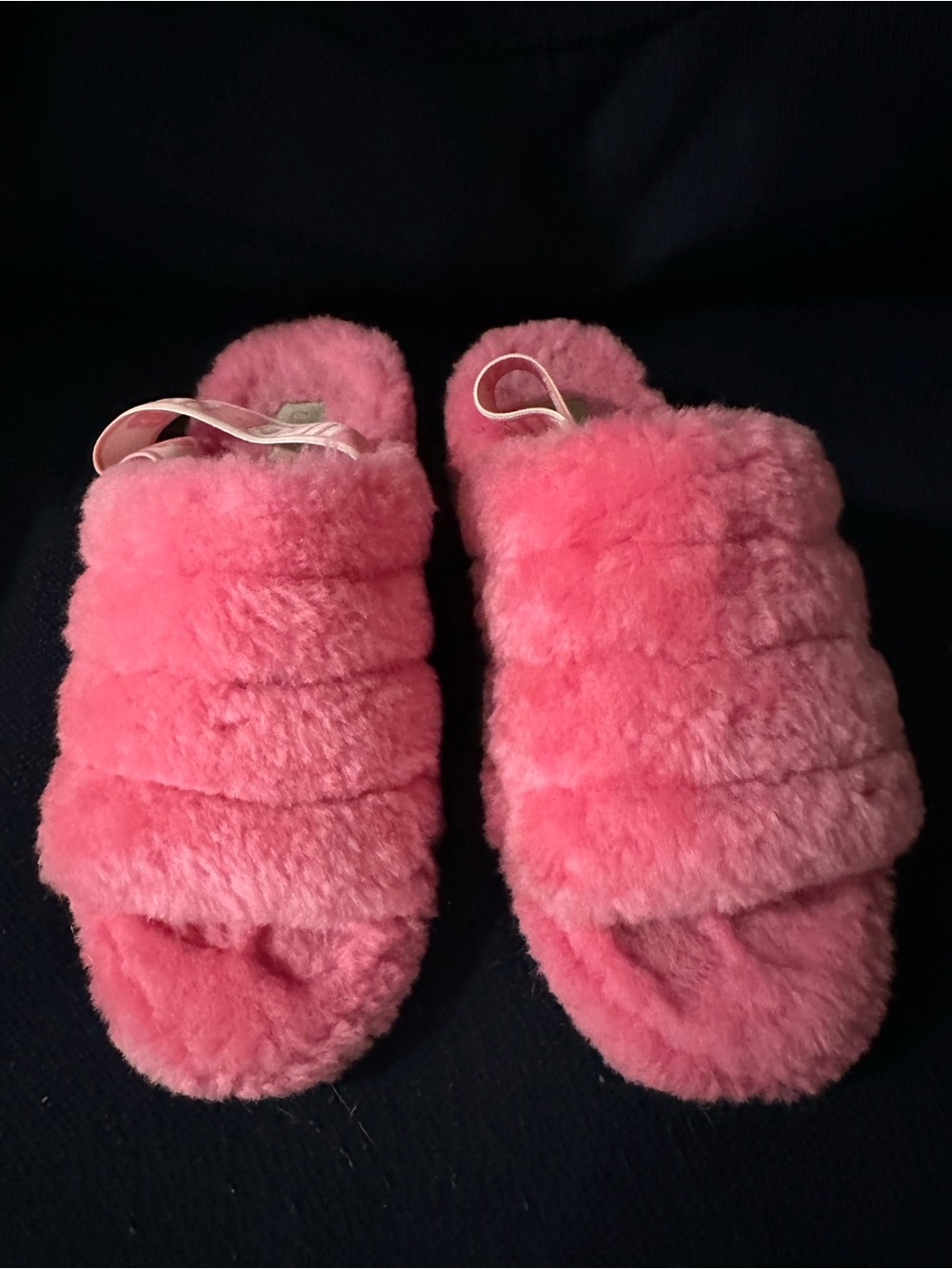 UGG: Women’s Fluff Yeah Slide / Pink Fuzzy Slippers